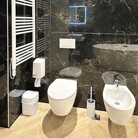 Hotel Delta Premium ドゥラス エクステリア 写真