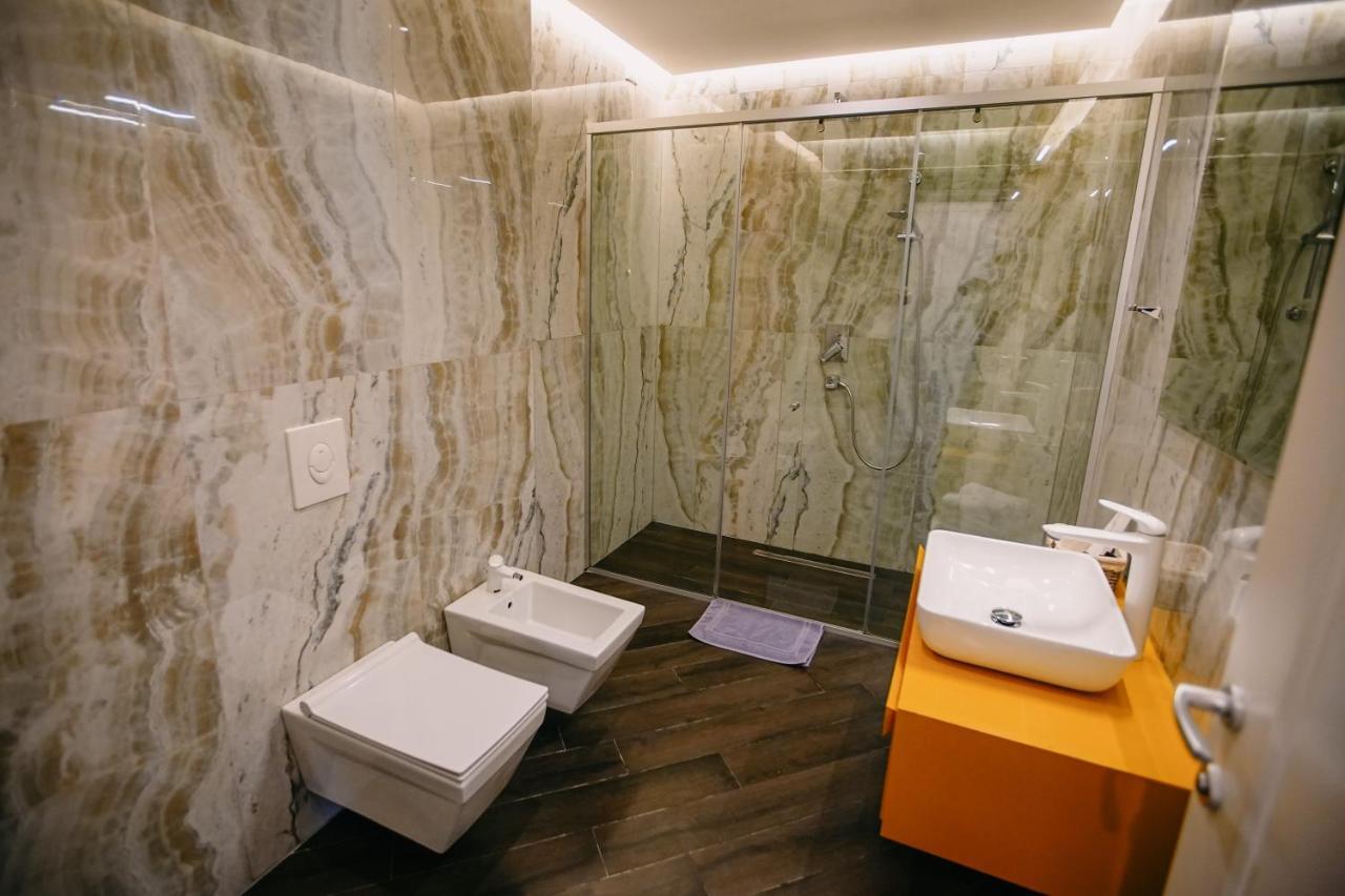 Hotel Delta Premium ドゥラス エクステリア 写真