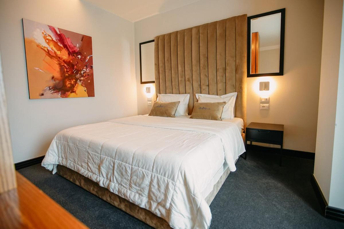 Hotel Delta Premium ドゥラス エクステリア 写真