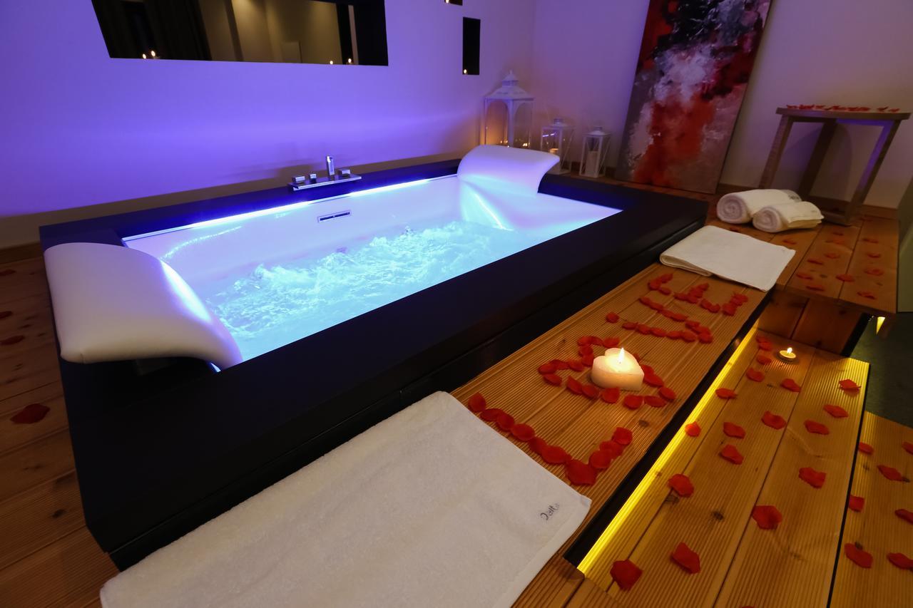 Hotel Delta Premium ドゥラス エクステリア 写真